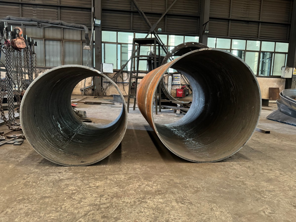 Custom Hardfacing Wear Resistant Arc Plate & Pipe  (6)